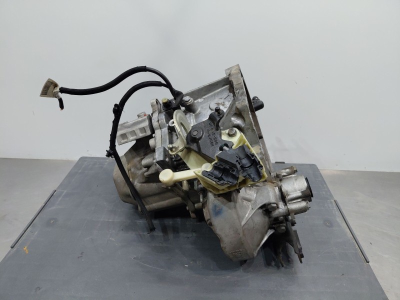 Recambio de caja cambios para peugeot 208 i (ca_, cc_) 1.6 hdi / bluehdi 75 referencia OEM IAM   