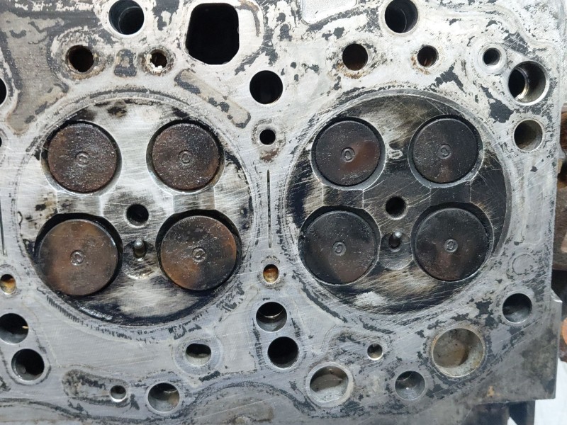 Recambio de culata para toyota corolla verso (r1) 2.0 d-4d sol referencia OEM IAM   
