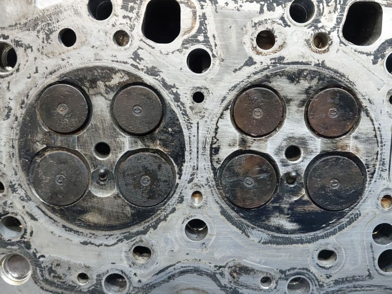 Recambio de culata para toyota corolla verso (r1) 2.0 d-4d sol referencia OEM IAM   
