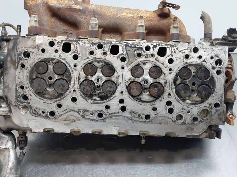 Recambio de culata para toyota corolla verso (r1) 2.0 d-4d sol referencia OEM IAM   