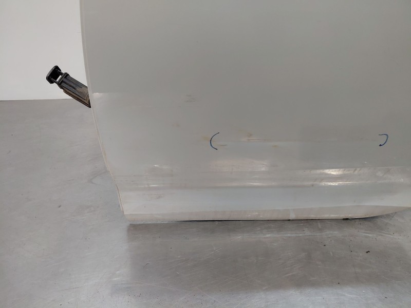 Recambio de puerta trasera izquierda para audi a4 avant (8w5) s line referencia OEM IAM   