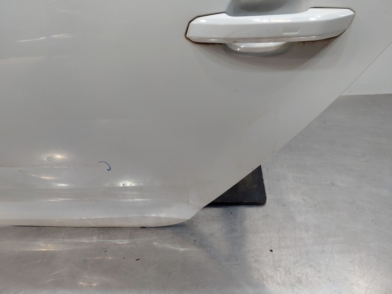 Recambio de puerta trasera izquierda para audi a4 avant (8w5) s line referencia OEM IAM   