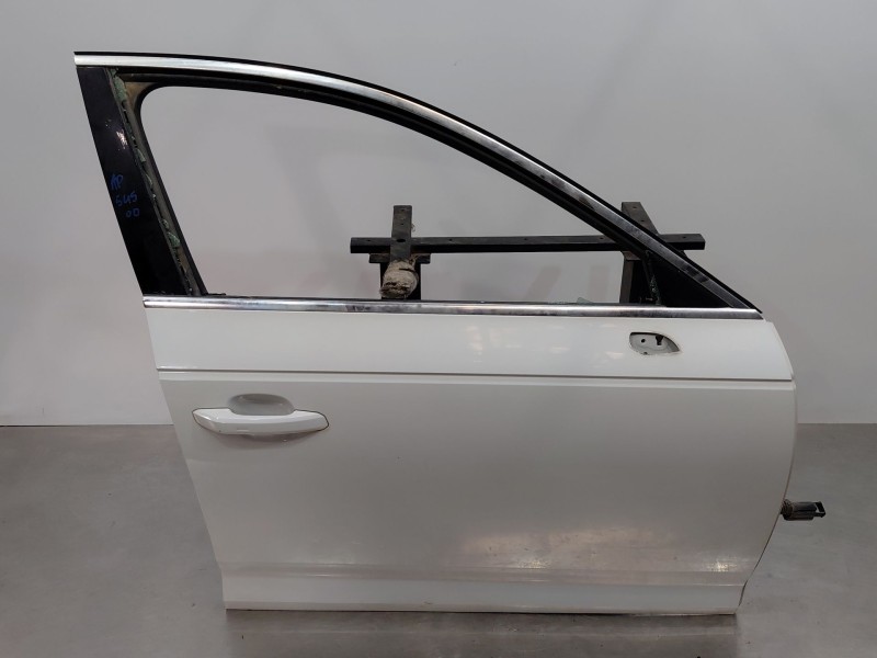 Recambio de puerta delantera derecha para audi a4 avant (8w5) s line referencia OEM IAM   