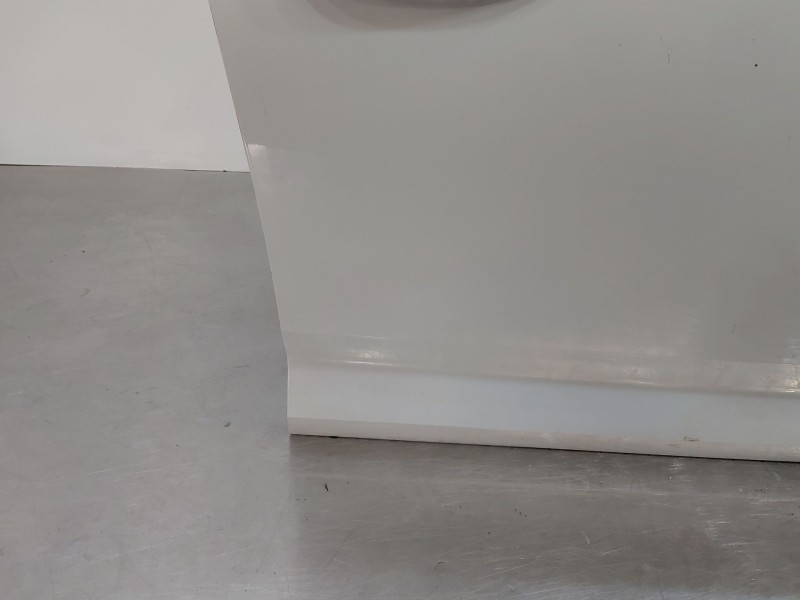 Recambio de puerta delantera derecha para audi a4 avant (8w5) s line referencia OEM IAM   