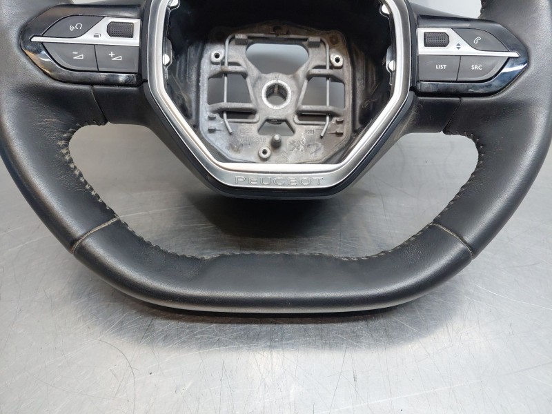 Recambio de volante para peugeot 208 (p2) active pack referencia OEM IAM 98255044ZD  