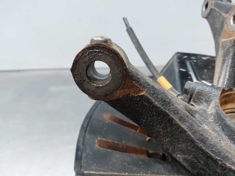 Recambio de mangueta delantera izquierda para kia stonic (ybcuv) drive referencia OEM IAM   