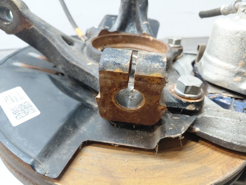 Recambio de mangueta delantera izquierda para kia stonic (ybcuv) drive referencia OEM IAM   