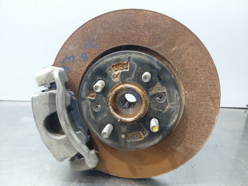 Recambio de mangueta delantera izquierda para kia stonic (ybcuv) drive referencia OEM IAM   