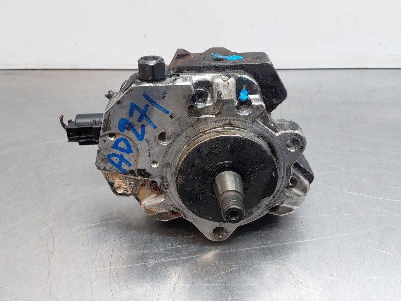 Recambio de bomba inyeccion para bmw serie 5 berlina (e60) 520d referencia OEM IAM 13518511824 0445010045 