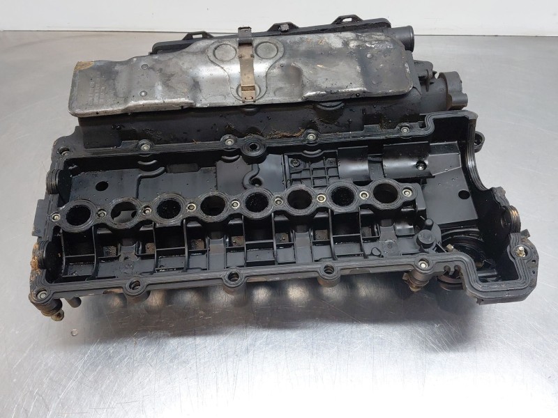 Recambio de tapa balancines para bmw serie 5 berlina (e60) 520d referencia OEM IAM 11127799223  