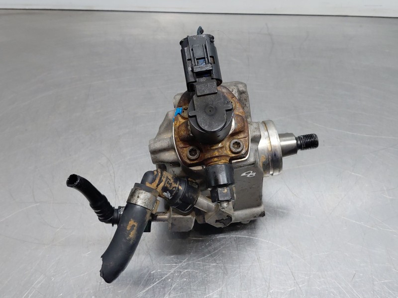 Recambio de bomba inyeccion para kia ceed sportswagon tech referencia OEM IAM 331002U000  