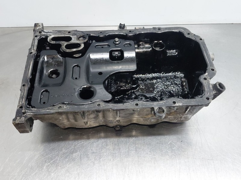 Recambio de carter para kia ceed sportswagon tech referencia OEM IAM 215102U010  