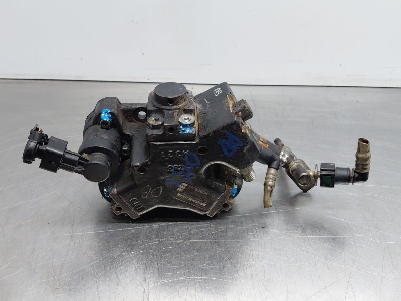 Recambio de bomba inyeccion para fiat doblo ii cargo (263) furgón basis maxi referencia OEM IAM 55206489  