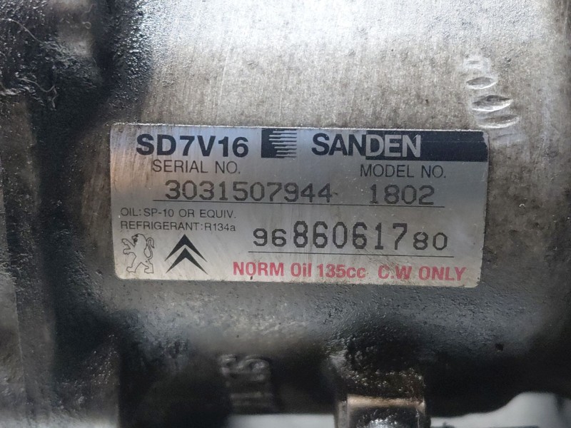 Recambio de compresor aire acondicionado para citroën xsara picasso (n68) 1.6 hdi referencia OEM IAM 9686061780  