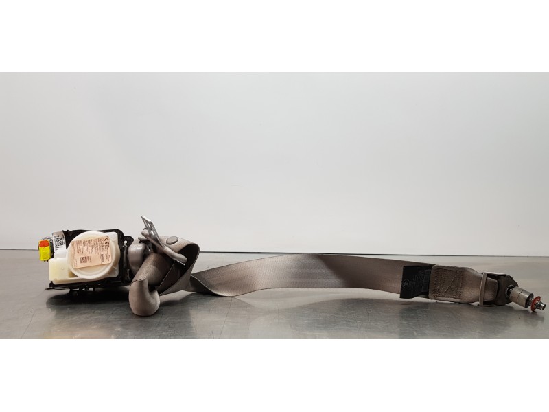 Recambio de cinturon seguridad delantero derecho para ssangyong rodius xdi limited referencia OEM IAM 7462221006ACX  