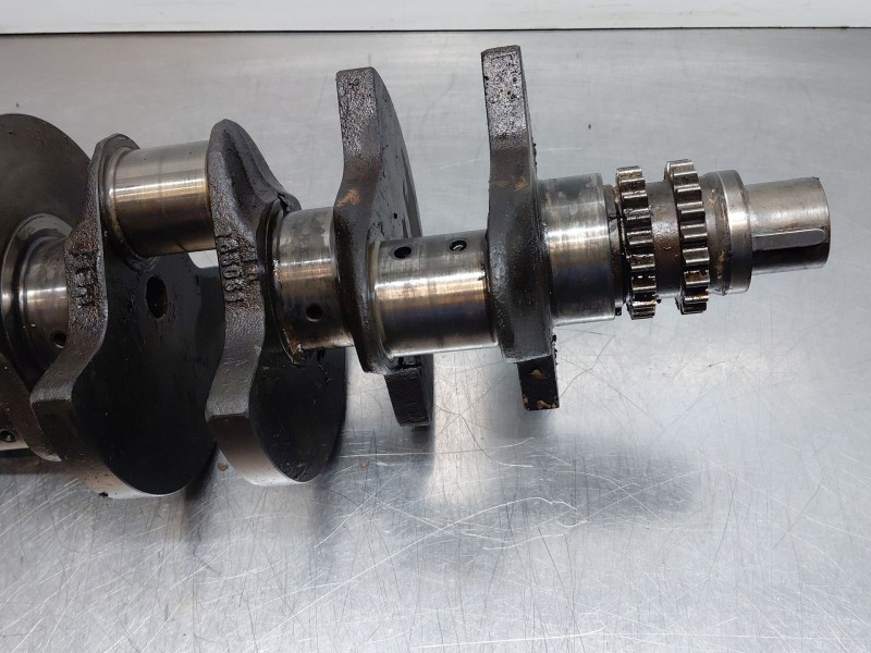 Recambio de cigueñal para maserati quattroporte básico referencia OEM IAM 216406  