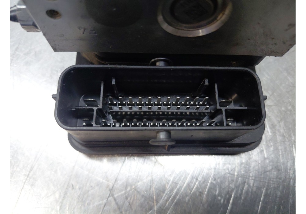 Recambio de abs para peugeot 208 i (ca_, cc_) 1.6 hdi / bluehdi 75 referencia OEM IAM 1616770680 9814482680 