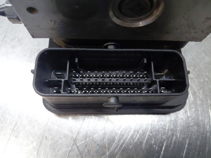 Recambio de abs para peugeot 208 i (ca_, cc_) 1.6 hdi / bluehdi 75 referencia OEM IAM 1616770680 9814482680 