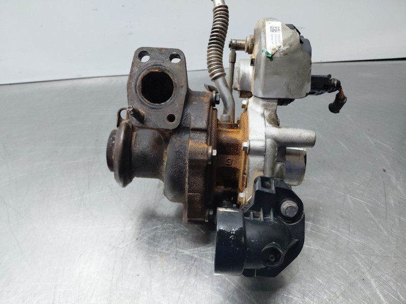 Recambio de turbocompresor para peugeot 3008 active referencia OEM IAM 9820728080  