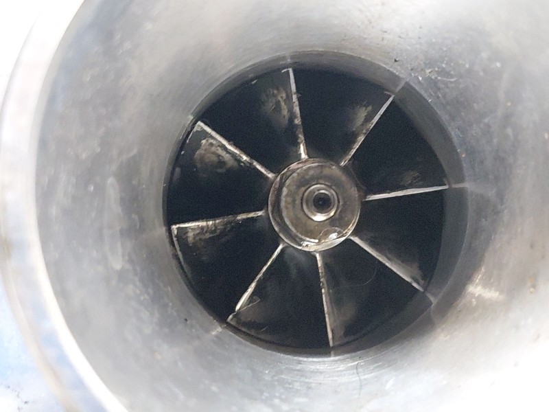Recambio de turbocompresor para peugeot 3008 active referencia OEM IAM 9820728080  