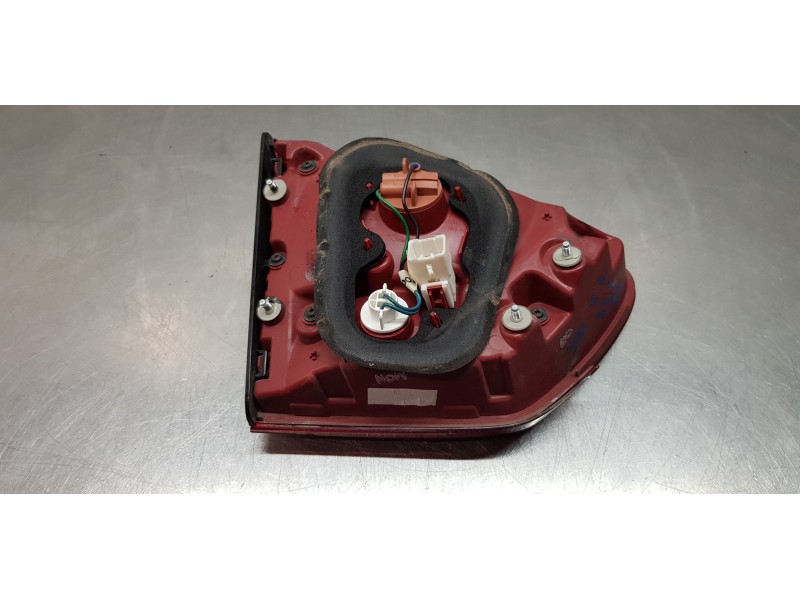 Recambio de piloto trasero derecho interior para kia carens ( ) basic referencia OEM IAM 92404A4500  