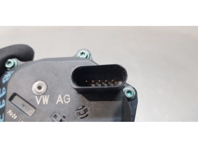 Recambio de caja mariposa para volkswagen t6 transporter furgón referencia OEM IAM 04L128063K  