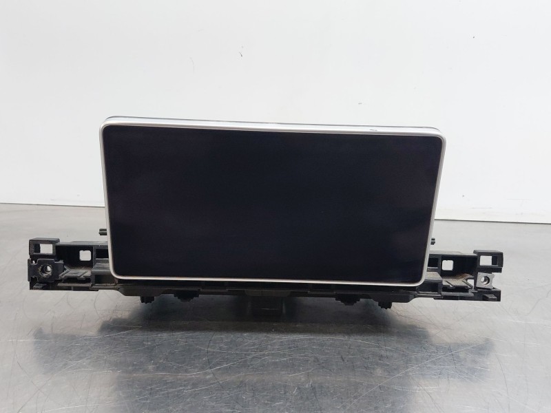 Recambio de pantalla multifuncion para audi a4 avant (8w5) s line referencia OEM IAM   