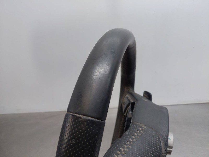 Recambio de volante para audi a4 avant (8w5) s line referencia OEM IAM   