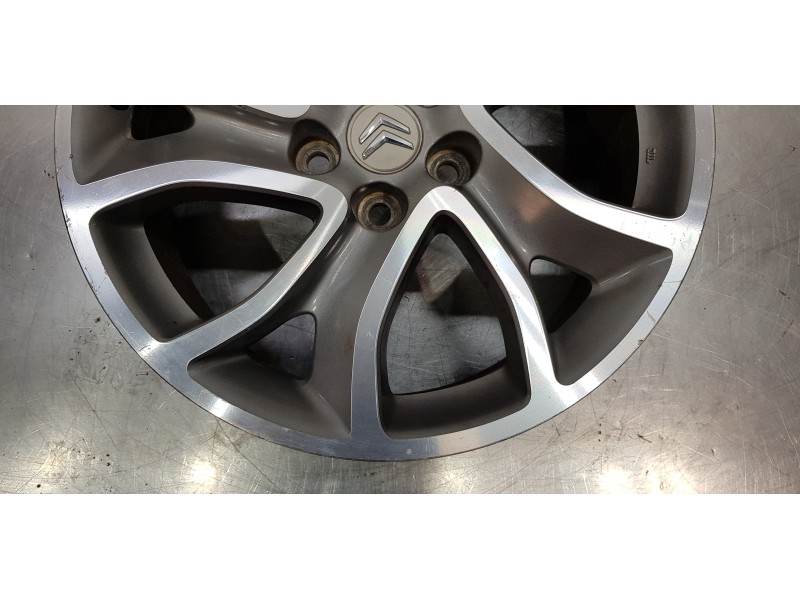 Recambio de llanta para citroen c-crosser exclusive referencia OEM IAM 5402T5   Recambio de llanta para citroen c-crosser exclusive referencia OEM IAM 5402T5