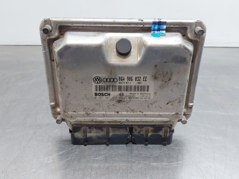 Recambio de centralita motor uce para audi a3 (8l1) 1.8 referencia OEM IAM 06A906032EE 0261207534 