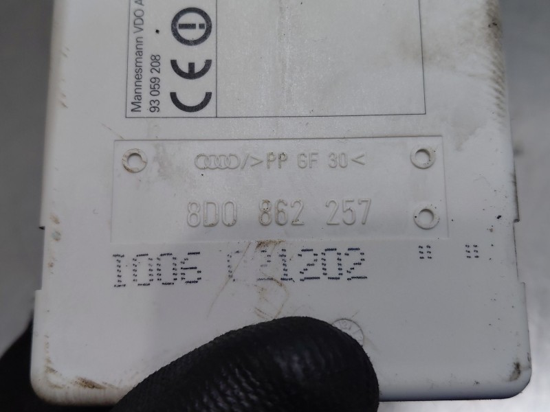 Recambio de centralita cierre para audi a3 (8l1) 1.8 referencia OEM IAM 8D0862257  