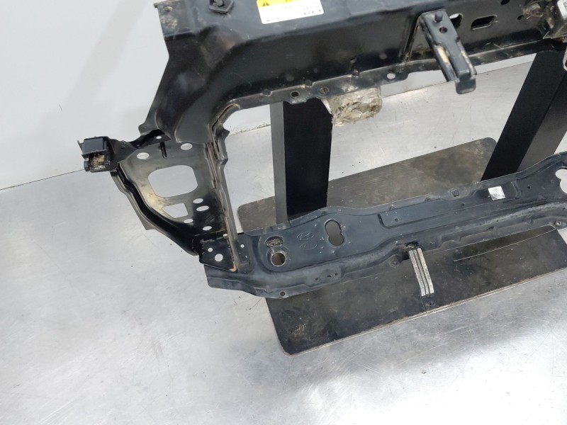 Recambio de panel frontal para kia stonic (ybcuv) drive referencia OEM IAM 64101H8400  