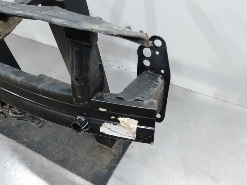 Recambio de refuerzo paragolpes delantero para kia stonic (ybcuv) drive referencia OEM IAM 64900H8401  