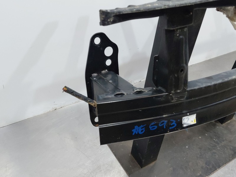 Recambio de refuerzo paragolpes delantero para kia stonic (ybcuv) drive referencia OEM IAM 64900H8401  