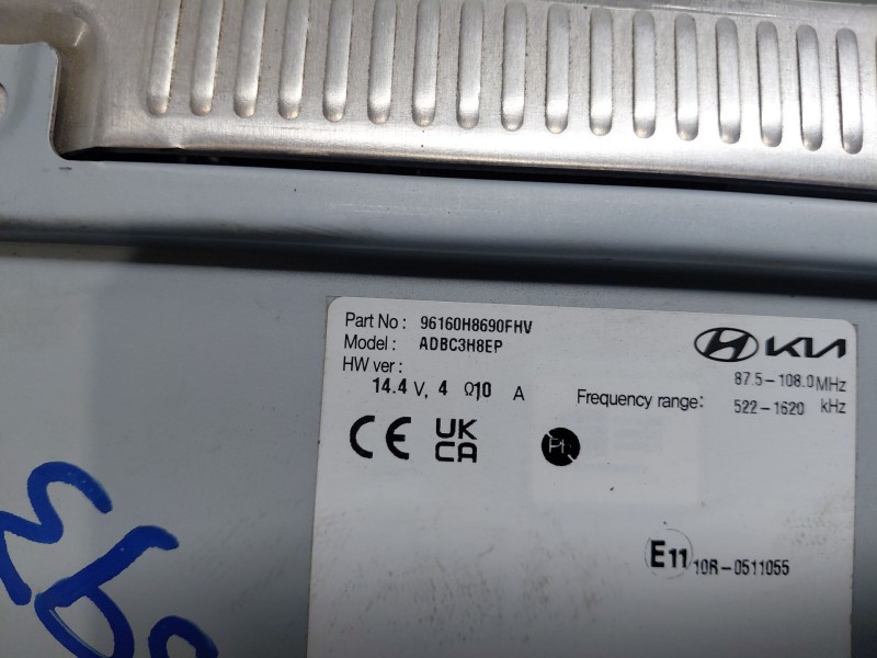 Recambio de pantalla multifuncion para kia stonic (ybcuv) drive referencia OEM IAM 96160H8690FHV  