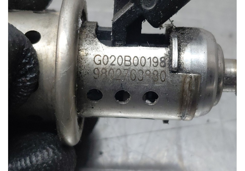 Recambio de inyector para peugeot 208 i (ca_, cc_) 1.6 hdi / bluehdi 75 referencia OEM IAM 9802763880  