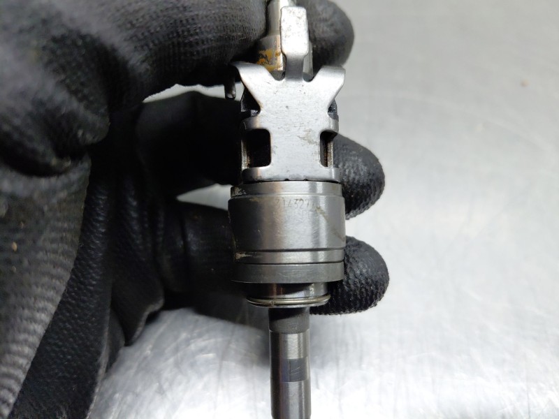 Recambio de inyector para volvo xc60 inscription awd referencia OEM IAM 32140134  