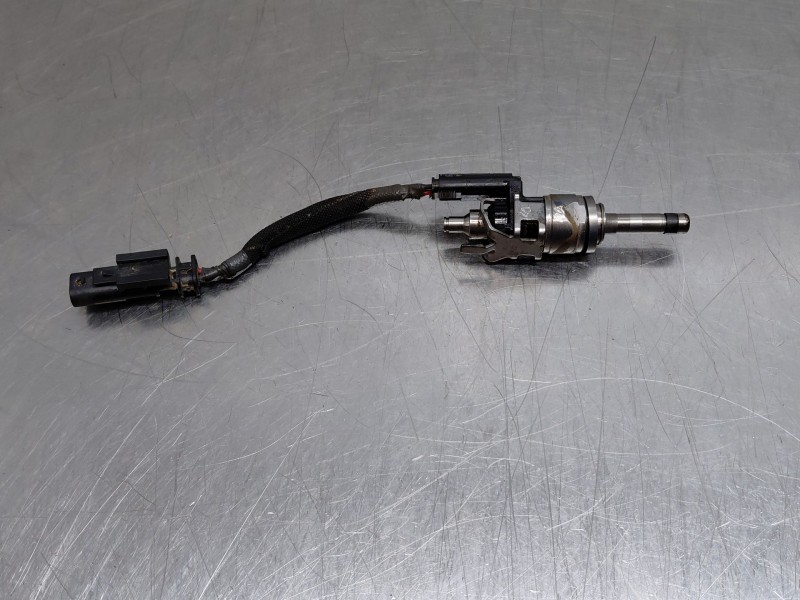 Recambio de inyector para volvo xc60 inscription awd referencia OEM IAM 32140134  