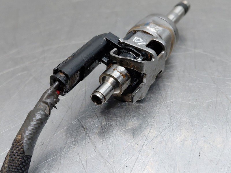 Recambio de inyector para volvo xc60 inscription awd referencia OEM IAM 32140134  
