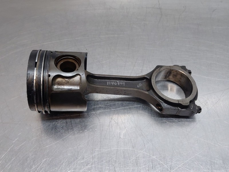 Recambio de biela para ford transit caja cerrada ´06 ft 330 k trend lkw referencia OEM IAM 2096250  