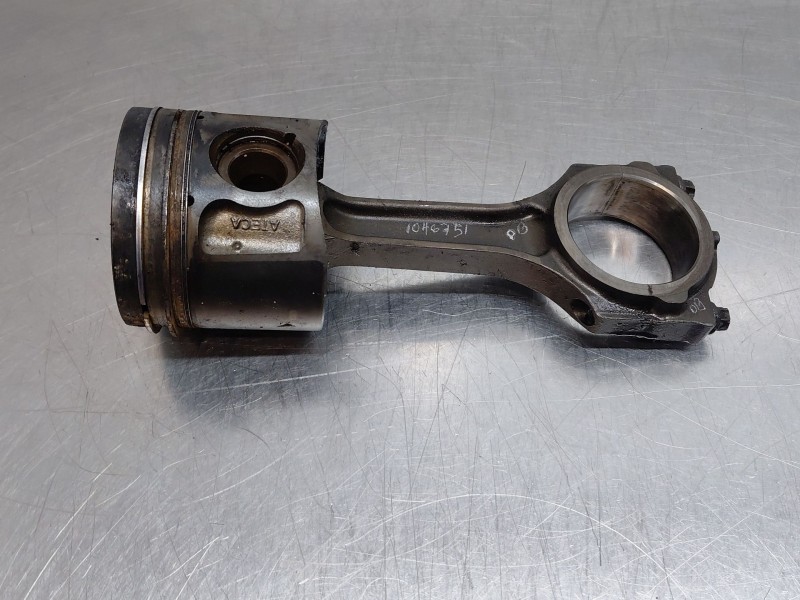 Recambio de biela para ford transit caja cerrada ´06 ft 330 k trend lkw referencia OEM IAM 2096250  