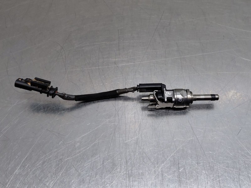 Recambio de inyector para volvo xc60 inscription awd referencia OEM IAM 32140134  