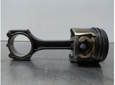 Recambio de biela para kia carens ( ) drive referencia OEM IAM 235102A300  