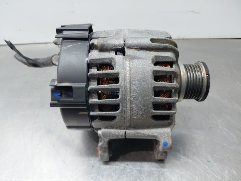 Recambio de alternador para audi a4 avant (8w5) s line referencia OEM IAM   