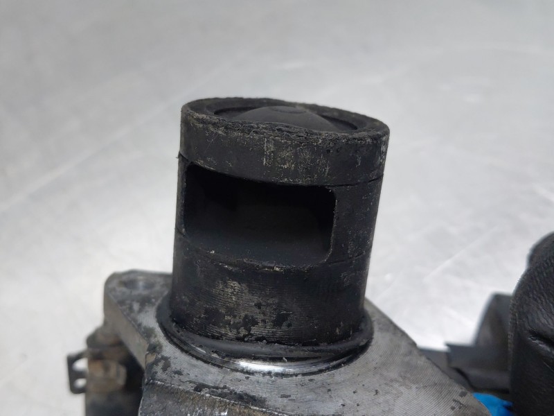 Recambio de valvula egr para saab 9-3 (ys3f, e79, d79, d75) 2.2 tid referencia OEM IAM   