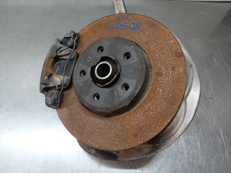 Recambio de mangueta delantera derecha para audi a4 avant (8w5) s line referencia OEM IAM   