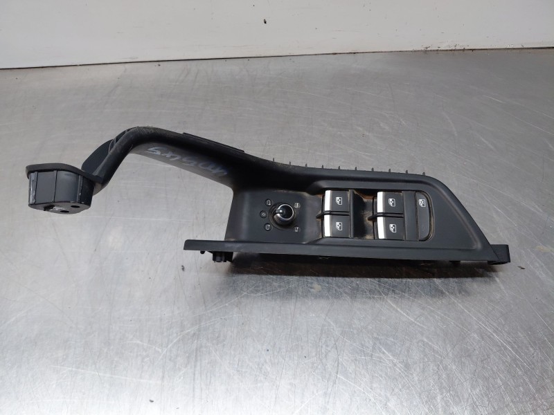 Recambio de mando elevalunas delantero izquierdo para audi a4 avant (8w5) s line referencia OEM IAM   