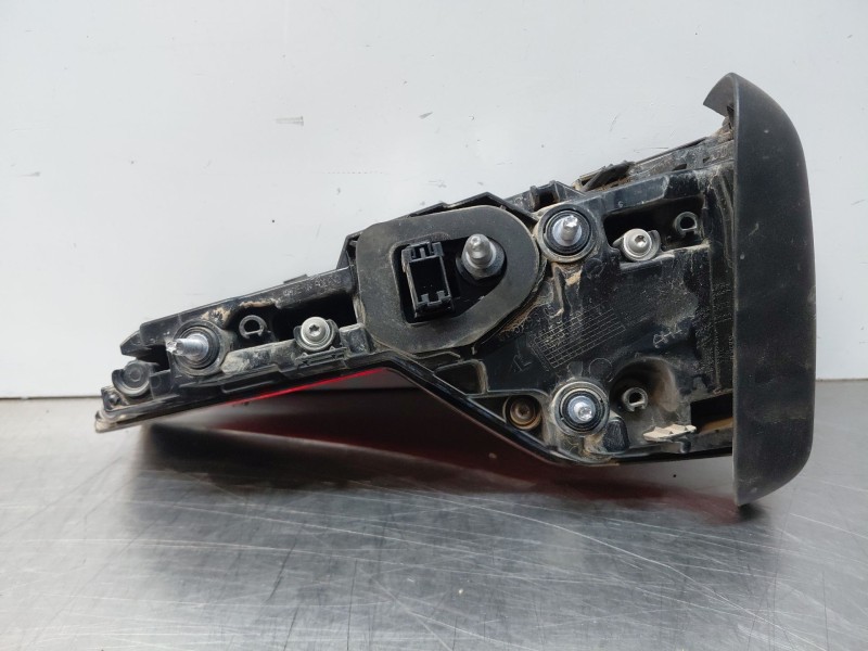 Recambio de piloto trasero izquierdo interior para audi a4 avant (8w5) s line referencia OEM IAM   