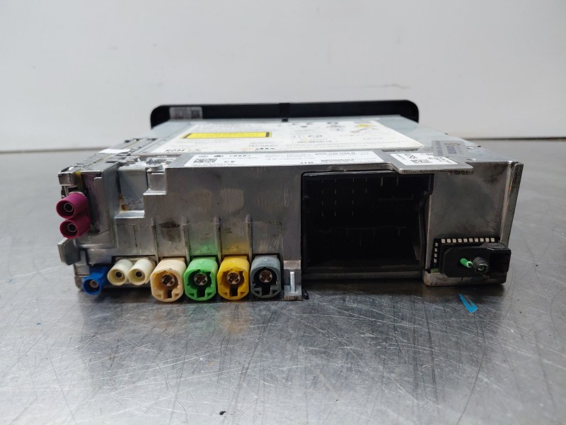 Recambio de sistema audio / radio cd para audi a4 avant (8w5) s line referencia OEM IAM   