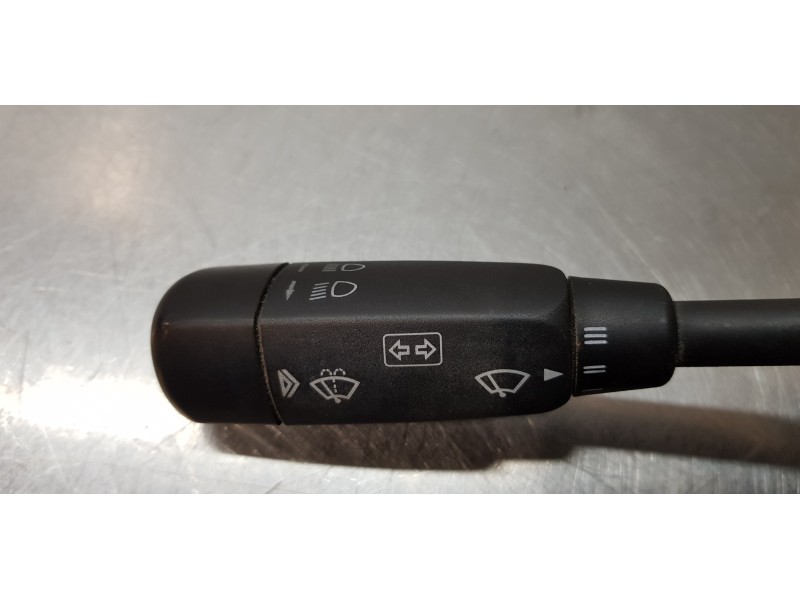 Recambio de mando limpia para mercedes clase c (w203) berlina 270 cdi (203.016) referencia OEM IAM 2035450010  